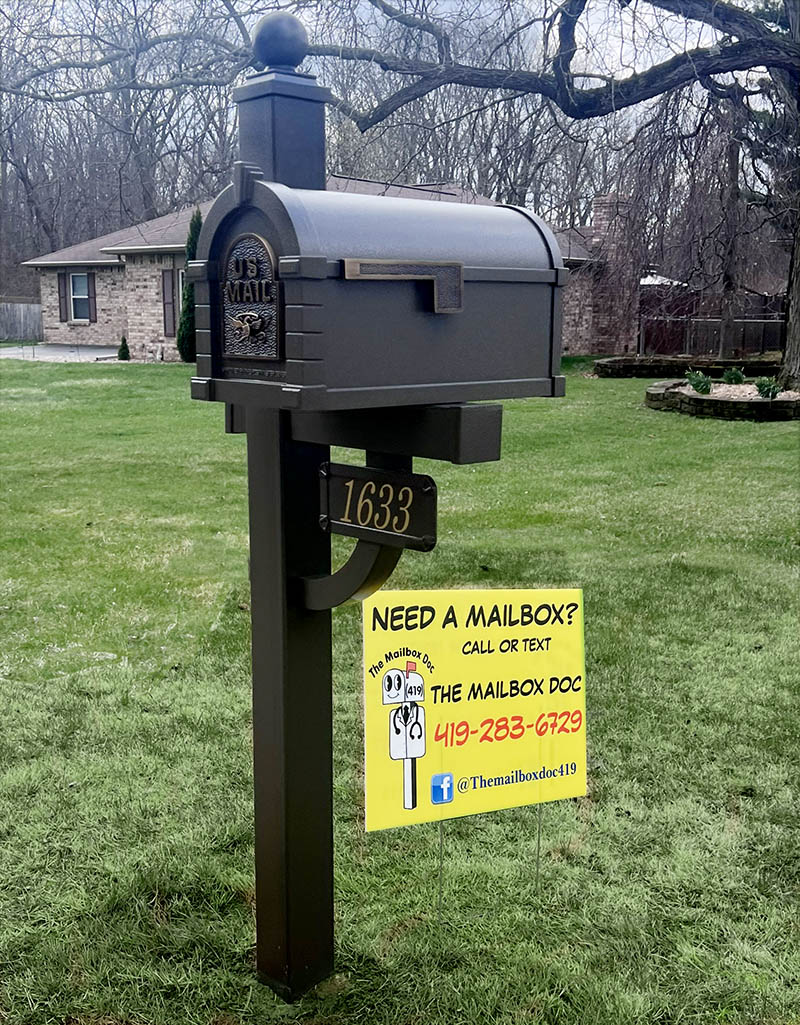 aluminum mailbox black side